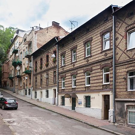 Gallery Art Apartment Lviv Buitenkant foto