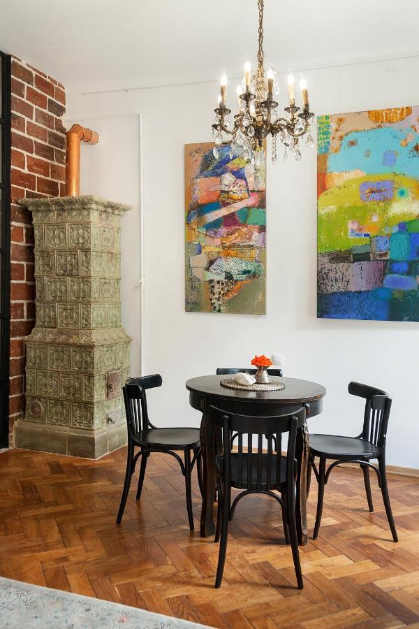 Gallery Art Apartment Lviv Buitenkant foto