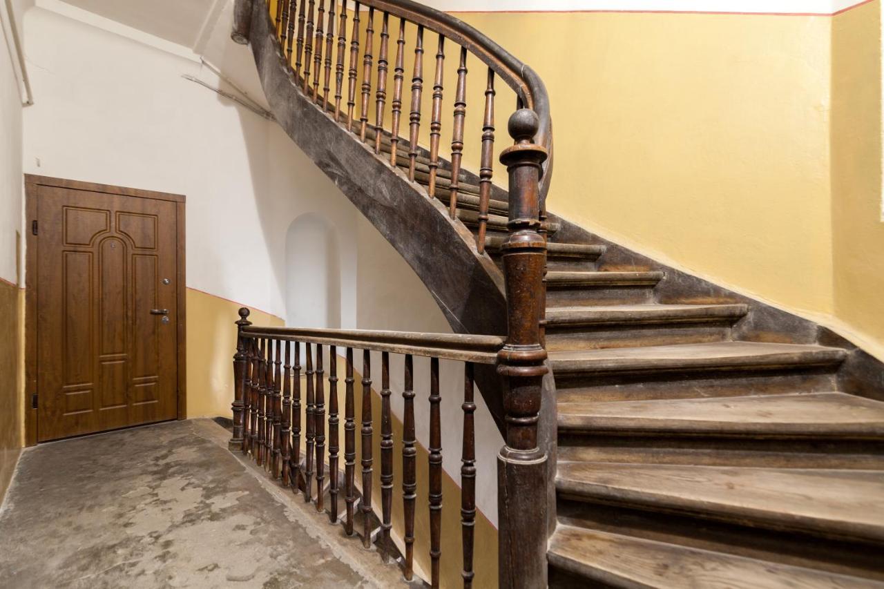 Gallery Art Apartment Lviv Buitenkant foto